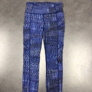 Lululemon leggings EXCELLENT condition. Size 6